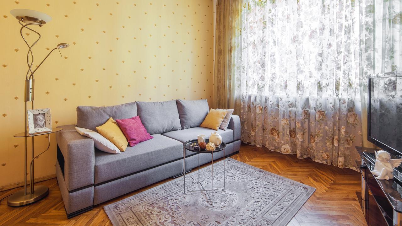 Apartment In The Historic Centre Internatsionalnaya Minsk Eksteriør bilde