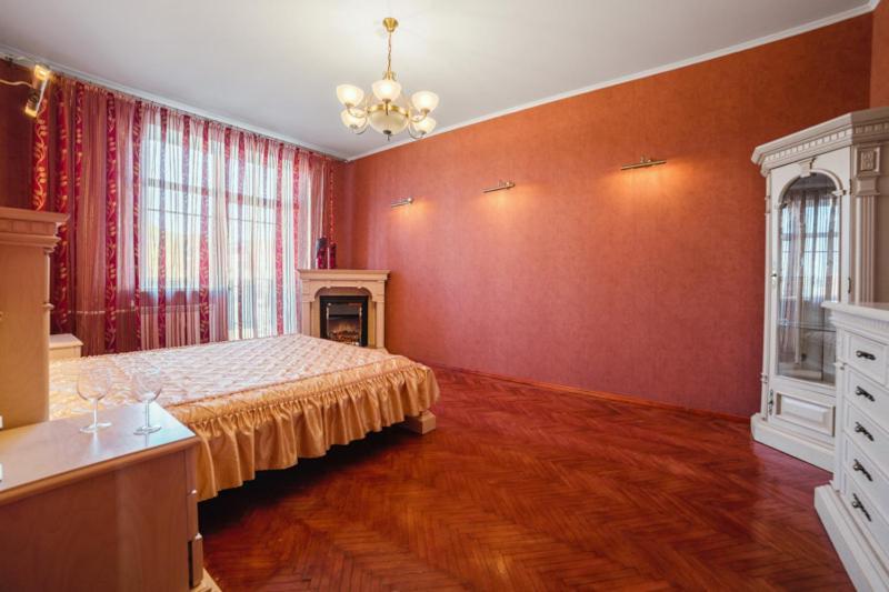 Apartment In The Historic Centre Internatsionalnaya Minsk Eksteriør bilde